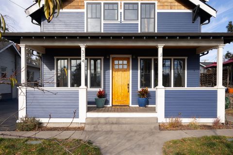 Tiny photo for 314 NW Georgia Avenue, Bend, OR 97703 (MLS # 220212242)