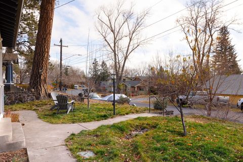 Tiny photo for 314 NW Georgia Avenue, Bend, OR 97703 (MLS # 220212242)