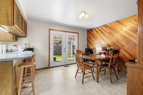 Tiny photo for 1855 Nancy Avenue, Central Point, OR 97502 (MLS # 220214824)