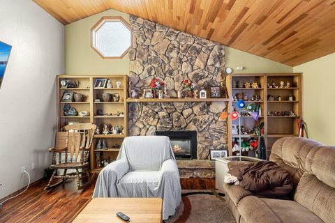 Tiny photo for 1855 Nancy Avenue, Central Point, OR 97502 (MLS # 220214824)