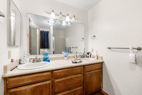 Tiny photo for 1855 Nancy Avenue, Central Point, OR 97502 (MLS # 220214824)