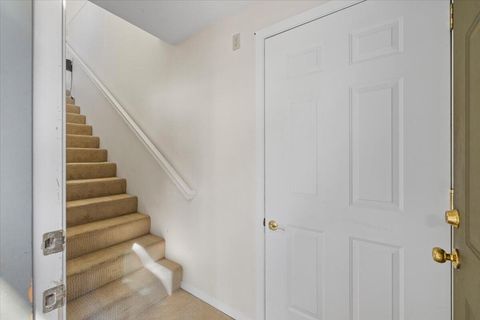 Tiny photo for 1105 Ivy Lane, Ashland, OR 97520 (MLS # 220217274)