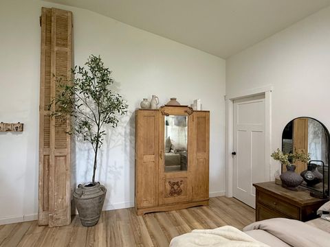 Tiny photo for 6217 Gem Road, Central Point, OR 97502 (MLS # 220212665)