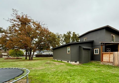 Tiny photo for 6217 Gem Road, Central Point, OR 97502 (MLS # 220212665)