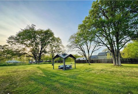 Tiny photo for 6217 Gem Road, Central Point, OR 97502 (MLS # 220212665)