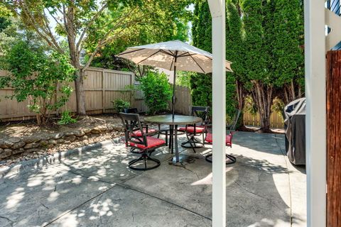 Tiny photo for 210 Bellerive Drive, Eagle Point, OR 97524 (MLS # 220219952)