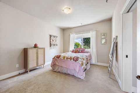 Tiny photo for 210 Bellerive Drive, Eagle Point, OR 97524 (MLS # 220219952)