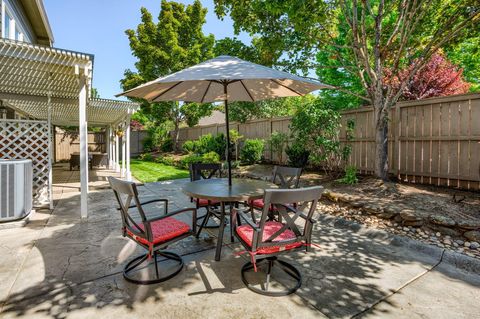 Tiny photo for 210 Bellerive Drive, Eagle Point, OR 97524 (MLS # 220219952)