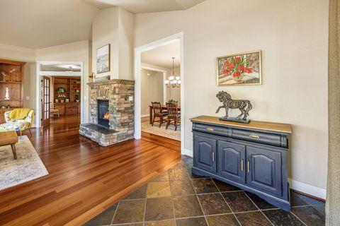 Tiny photo for 210 Bellerive Drive, Eagle Point, OR 97524 (MLS # 220219952)