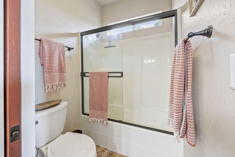 Tiny photo for 210 Bellerive Drive, Eagle Point, OR 97524 (MLS # 220219952)