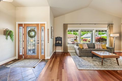 Tiny photo for 210 Bellerive Drive, Eagle Point, OR 97524 (MLS # 220219952)