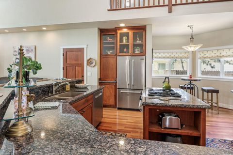 Tiny photo for 210 Bellerive Drive, Eagle Point, OR 97524 (MLS # 220219952)