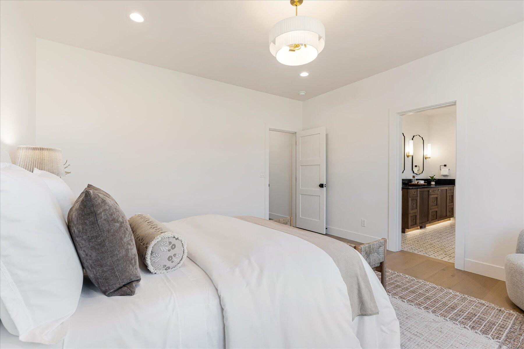 Discovery West Phase 6 & 7 - Residential