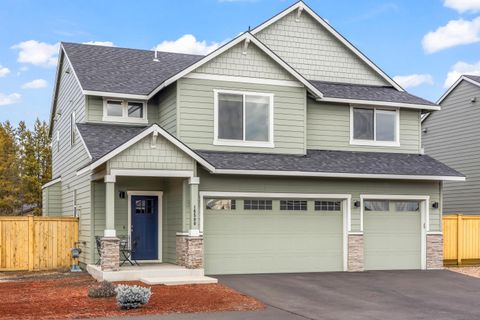 Photo of 16500 Pine Creek Drive, La Pine, OR 97739 (MLS # 220214991)