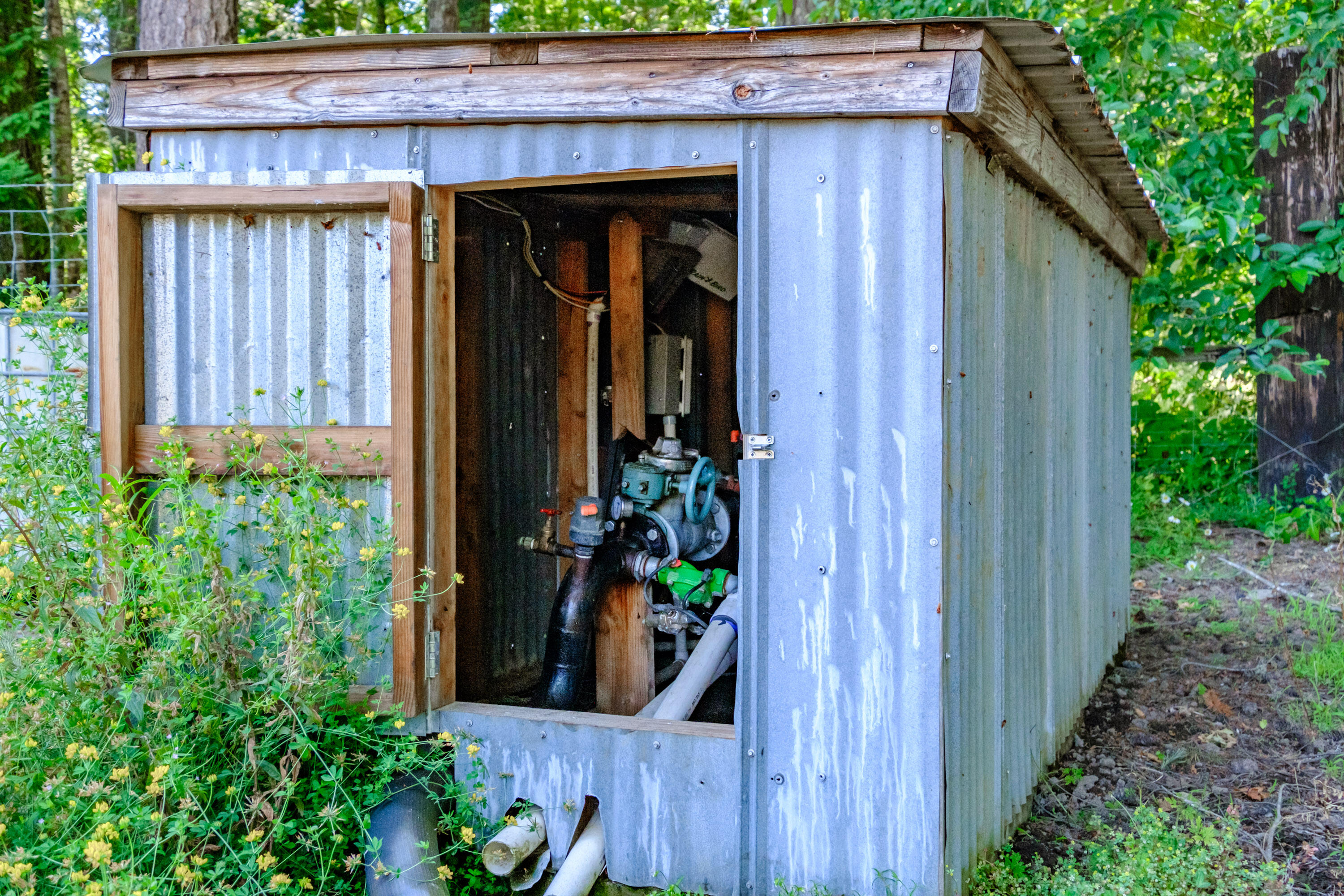 Lyons, Map Of - Land