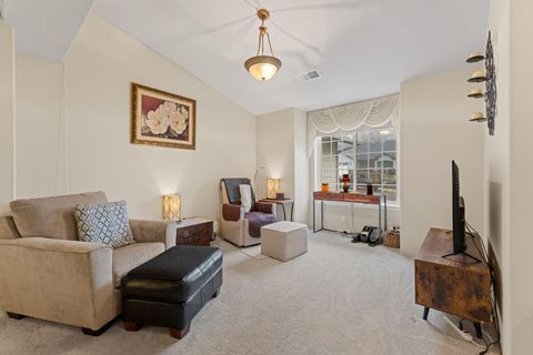 Tiny photo for 2719 SW Garden Meadow Drive, Grants Pass, OR 97527 (MLS # 220214027)