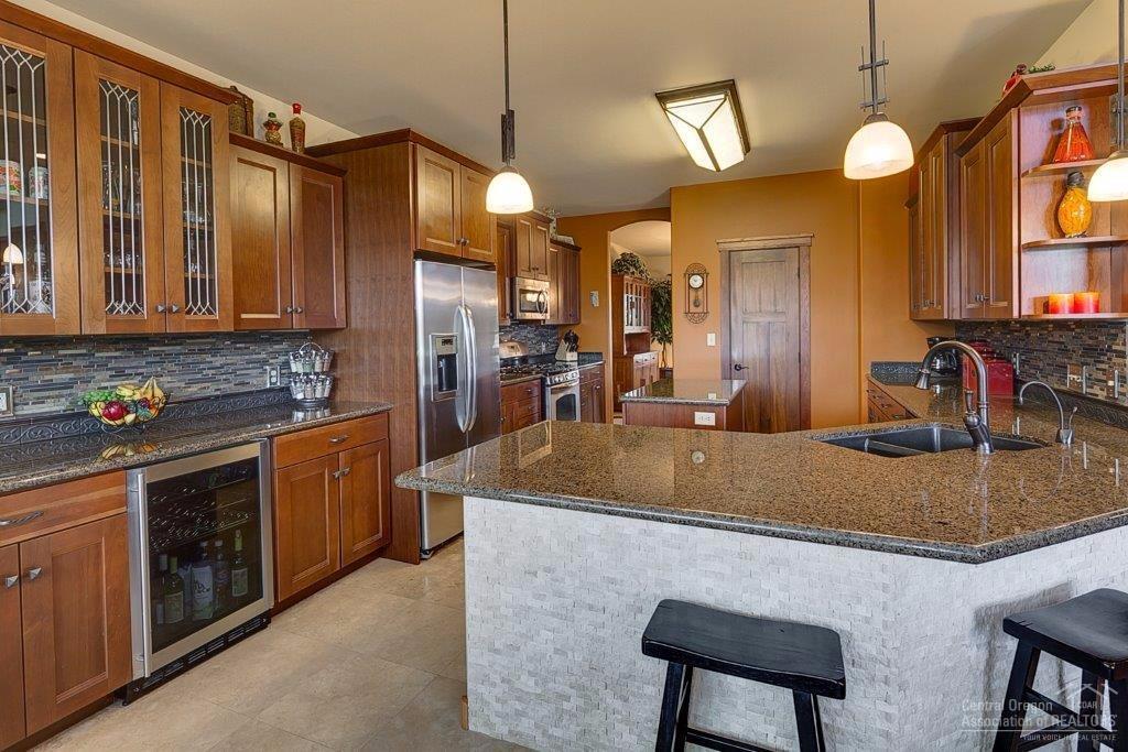 Crooked River Estate - Residential