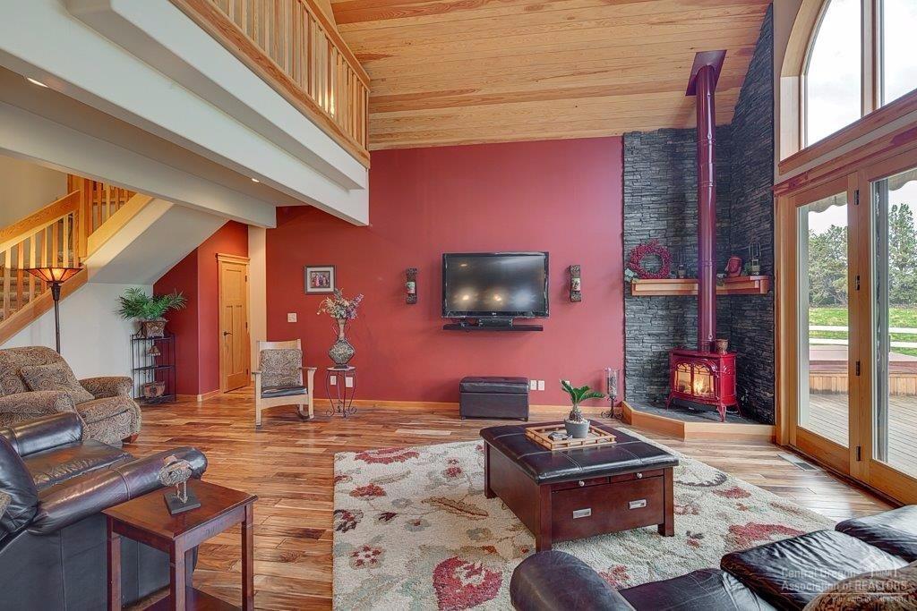 Crooked River Estate - Residential