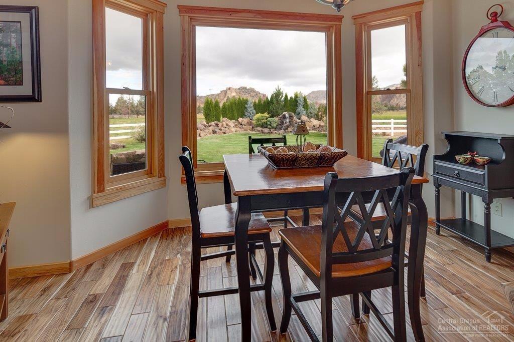 Crooked River Estate - Residential