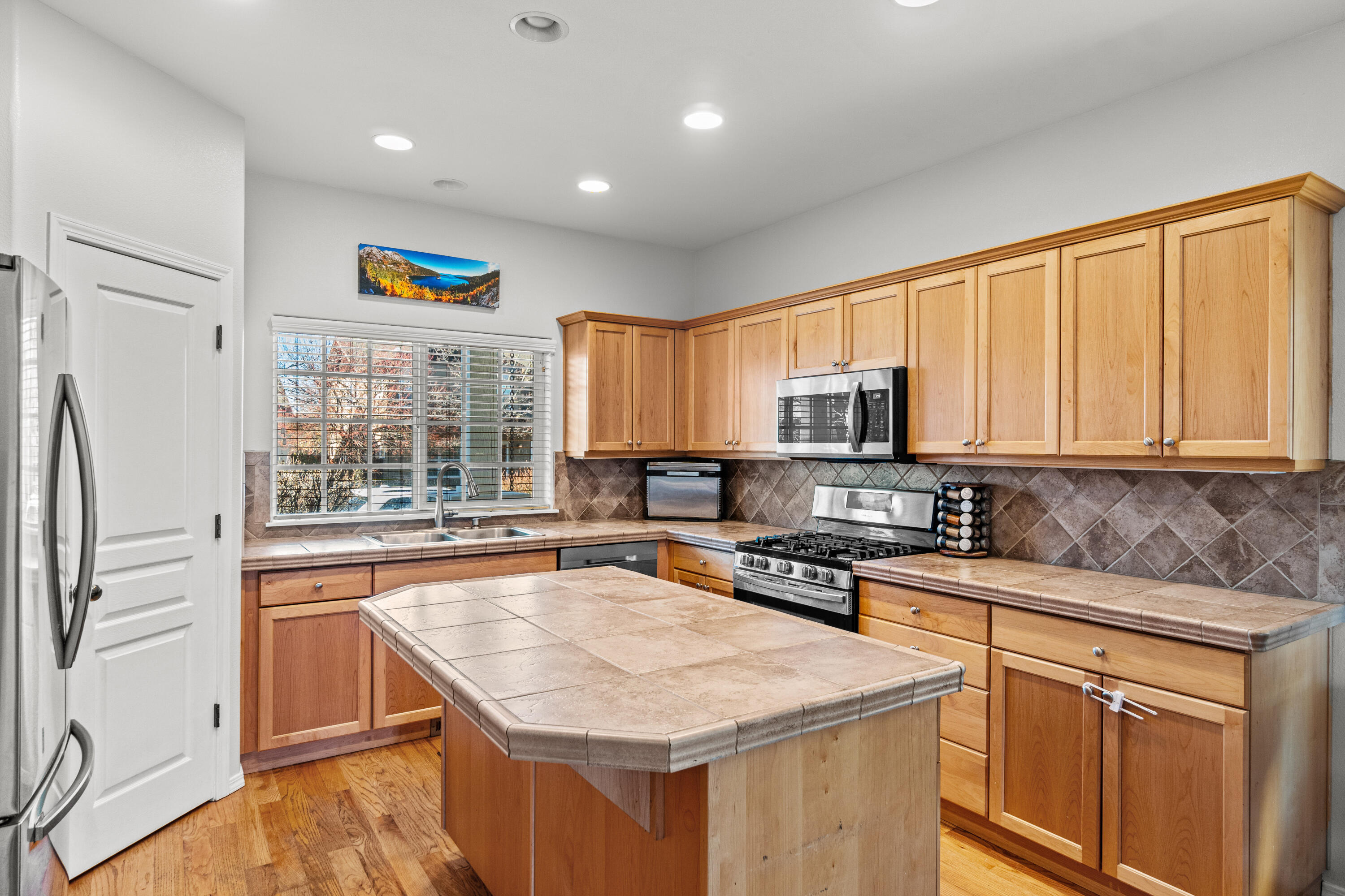 Gardenside - Residential