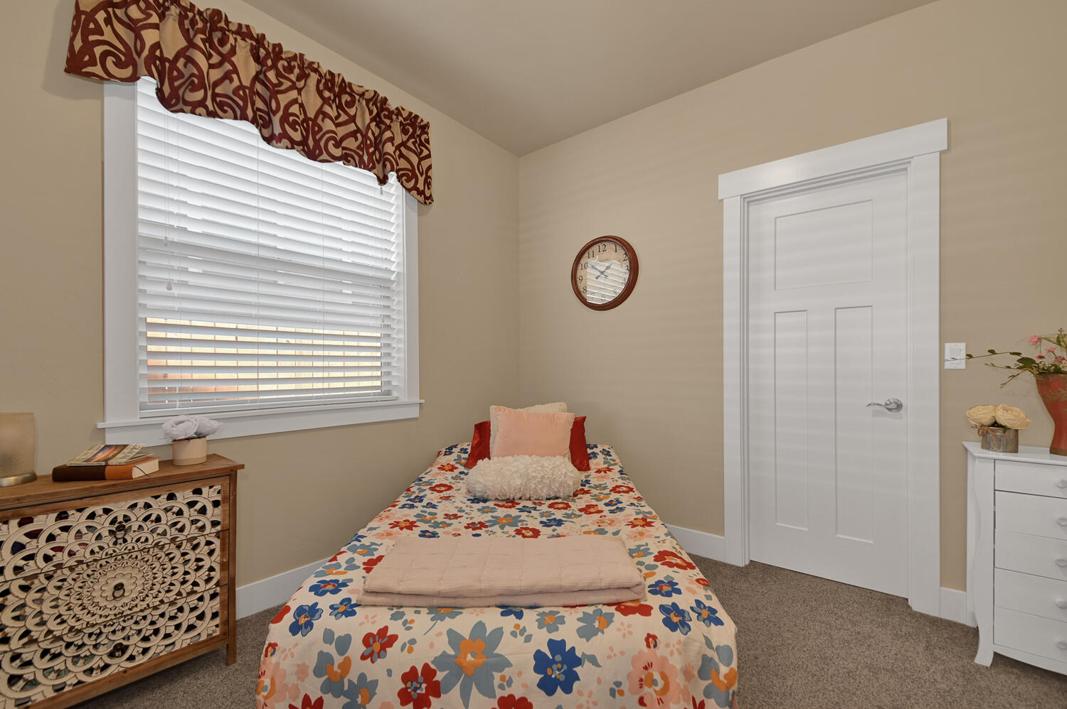 Traditions East - Residential