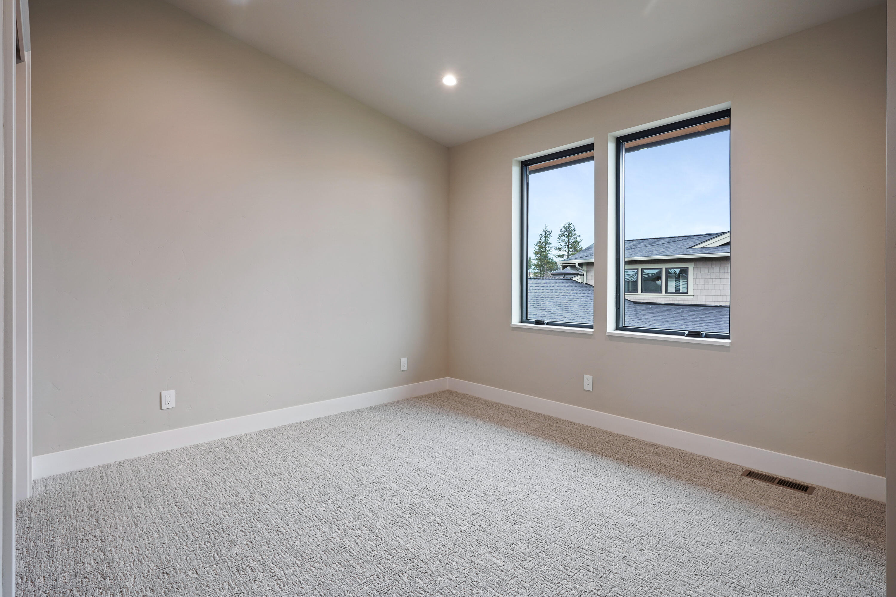 Discovery West Phase 4 - Residential