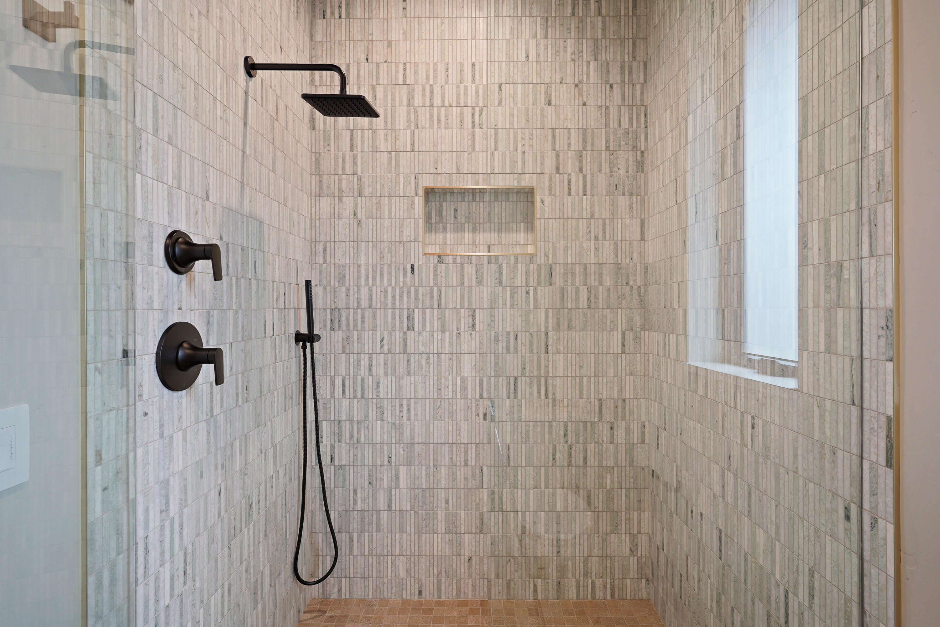 Discovery West Phase 4 - Residential