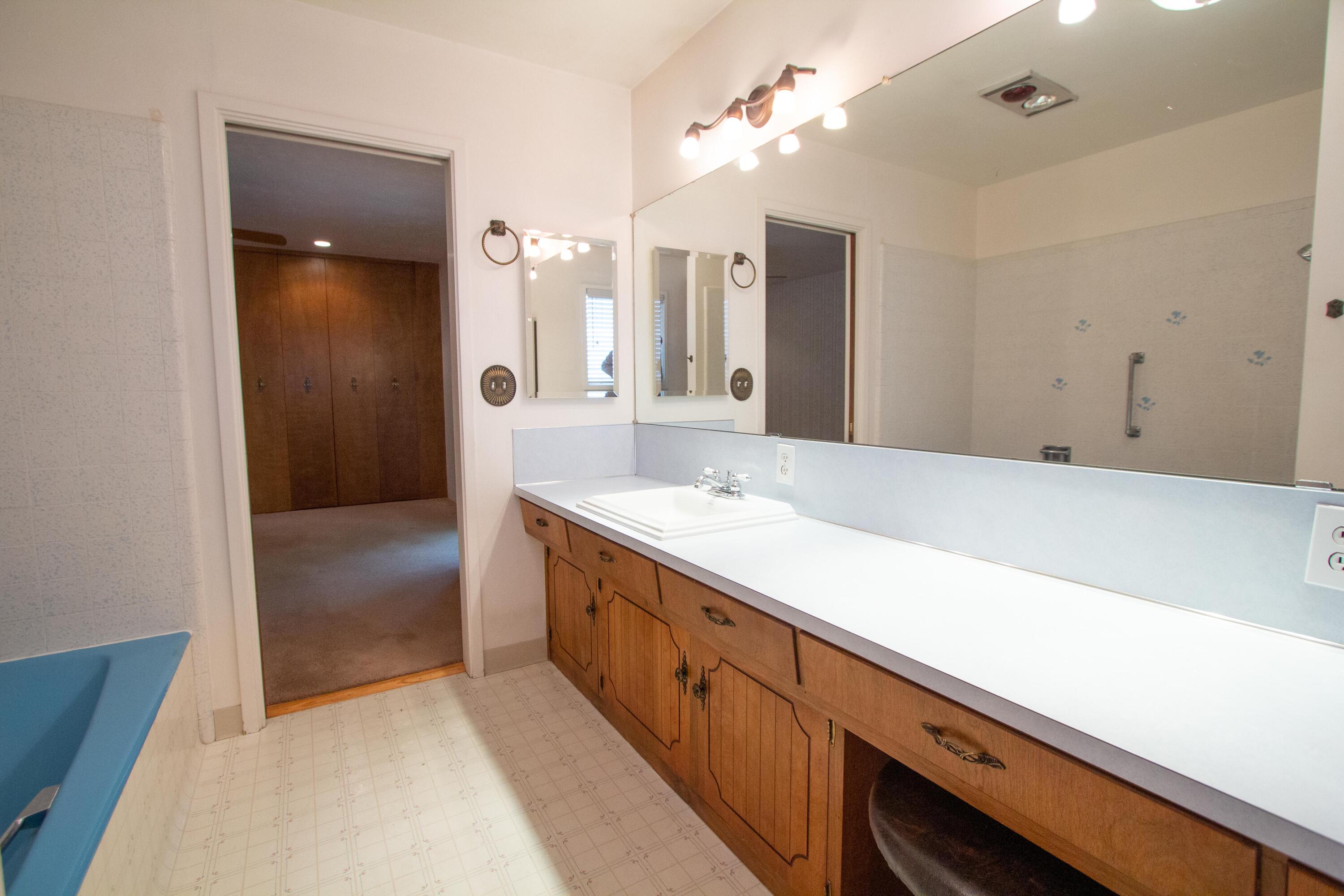 Cypress Villa - Residential