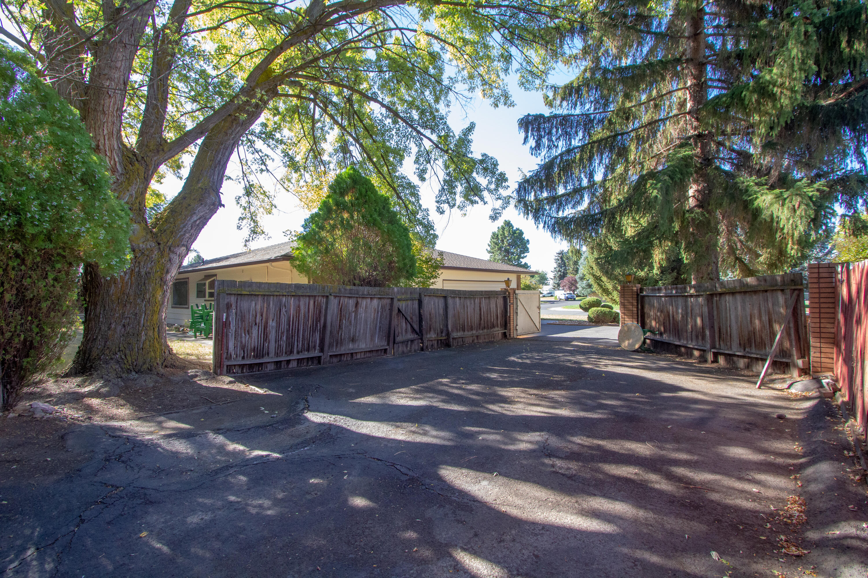 Cypress Villa - Residential