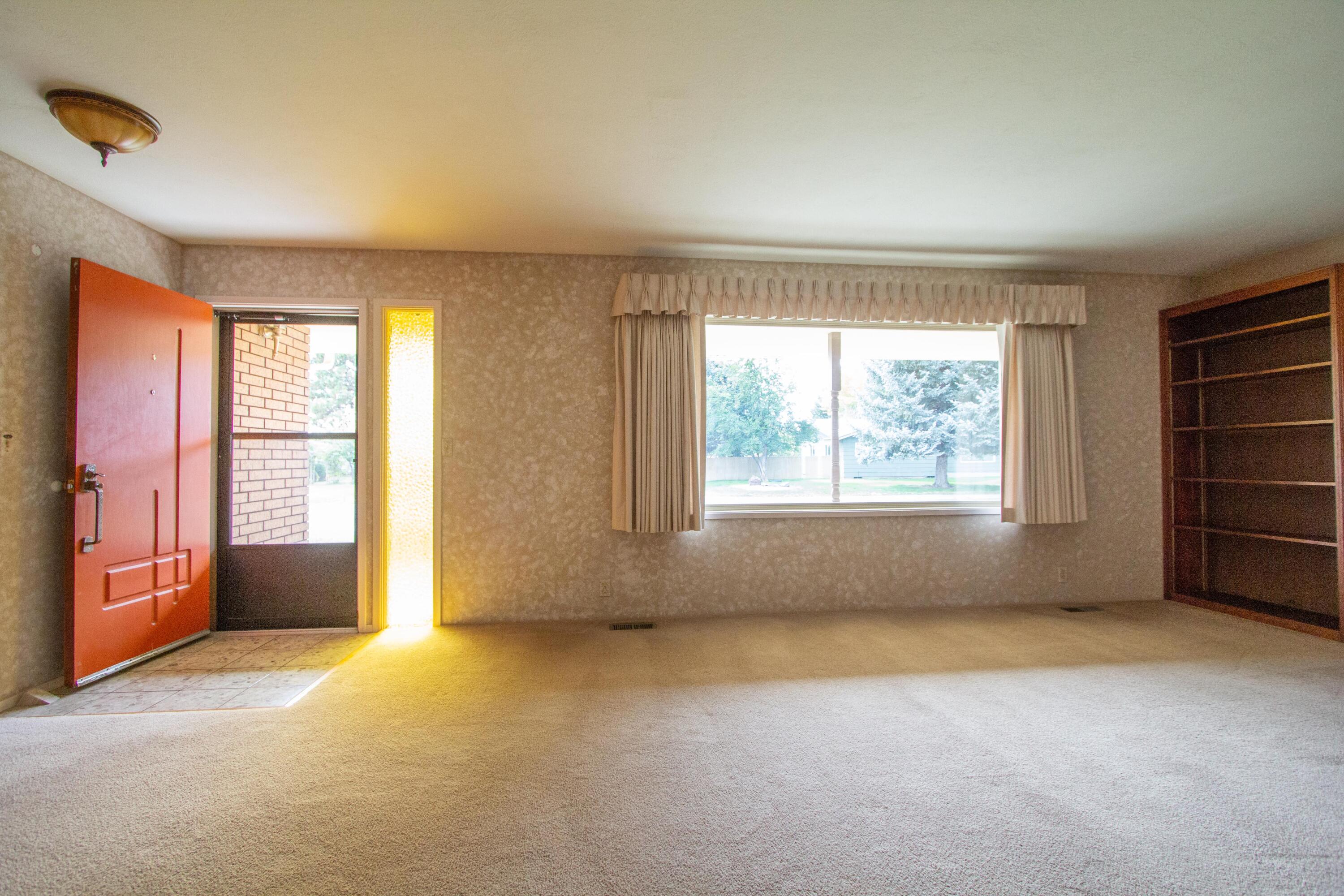 Cypress Villa - Residential