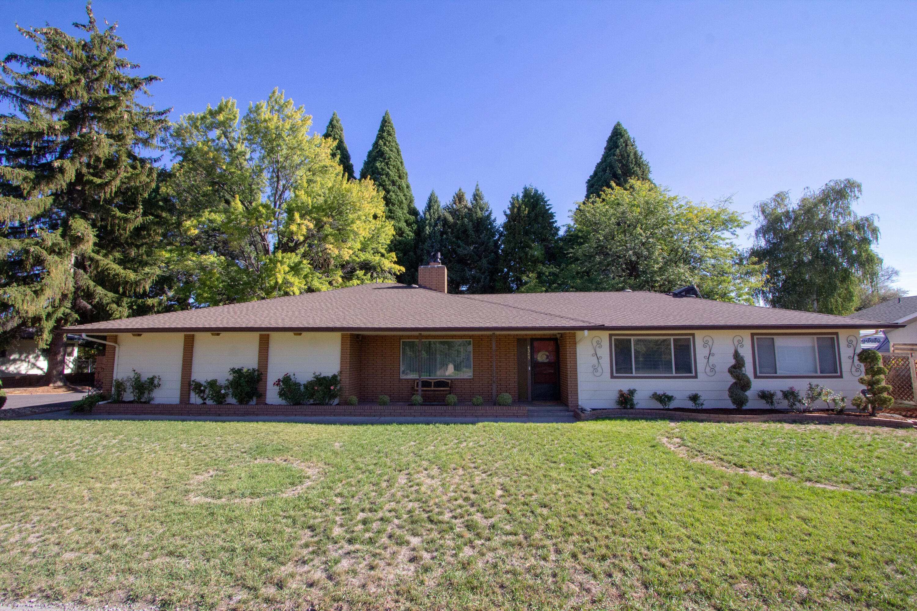 Cypress Villa - Residential