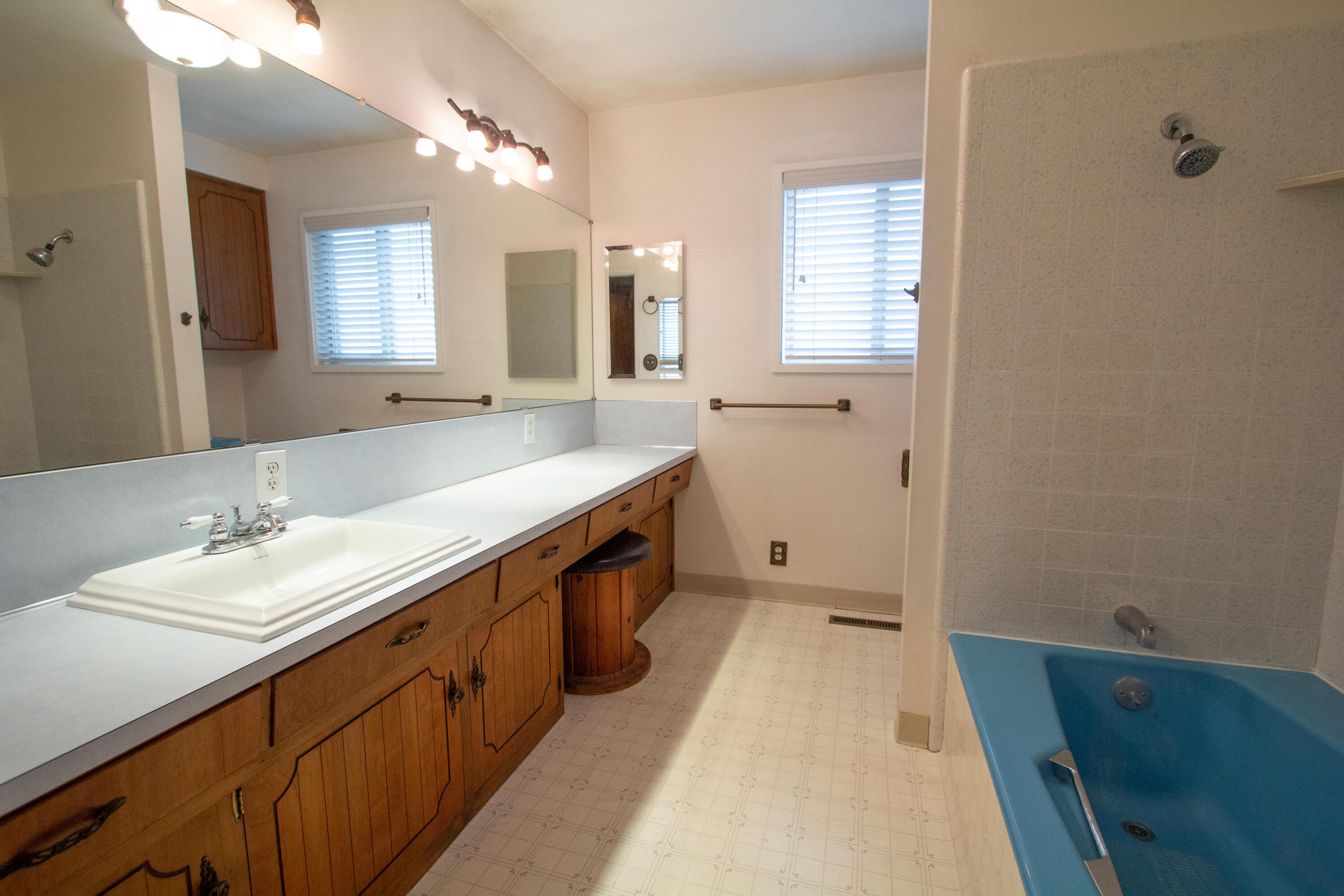 Cypress Villa - Residential