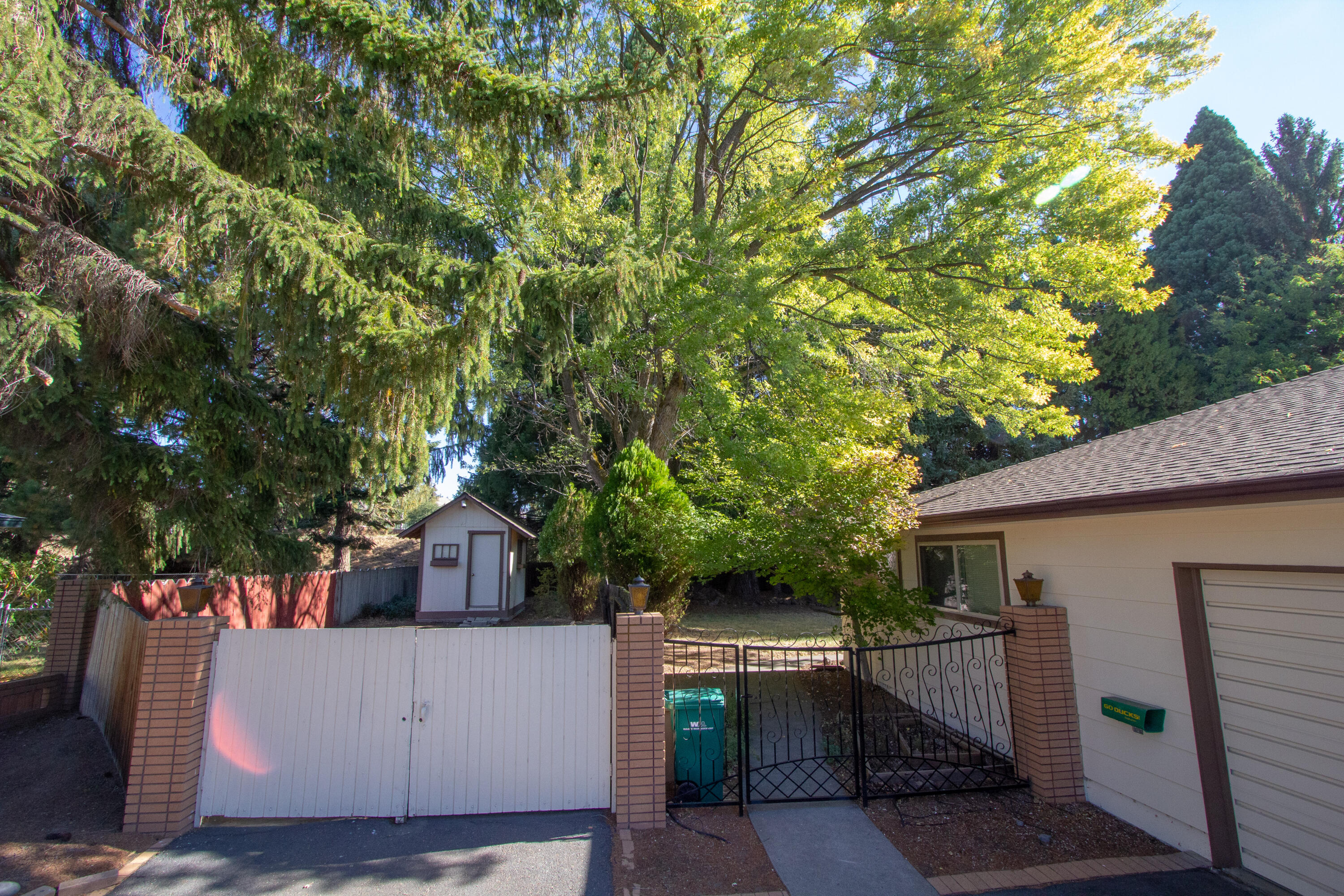 Cypress Villa - Residential