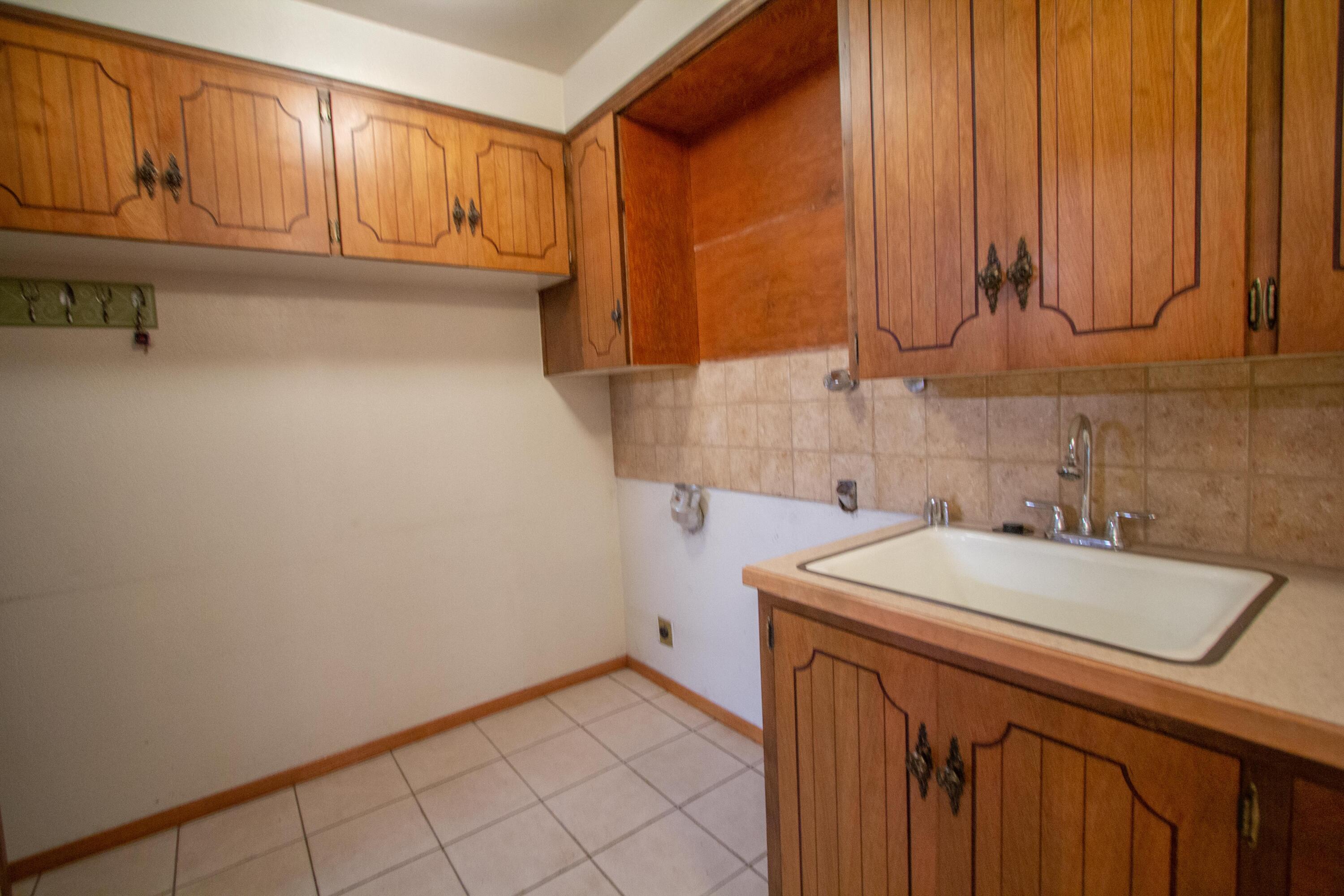 Cypress Villa - Residential