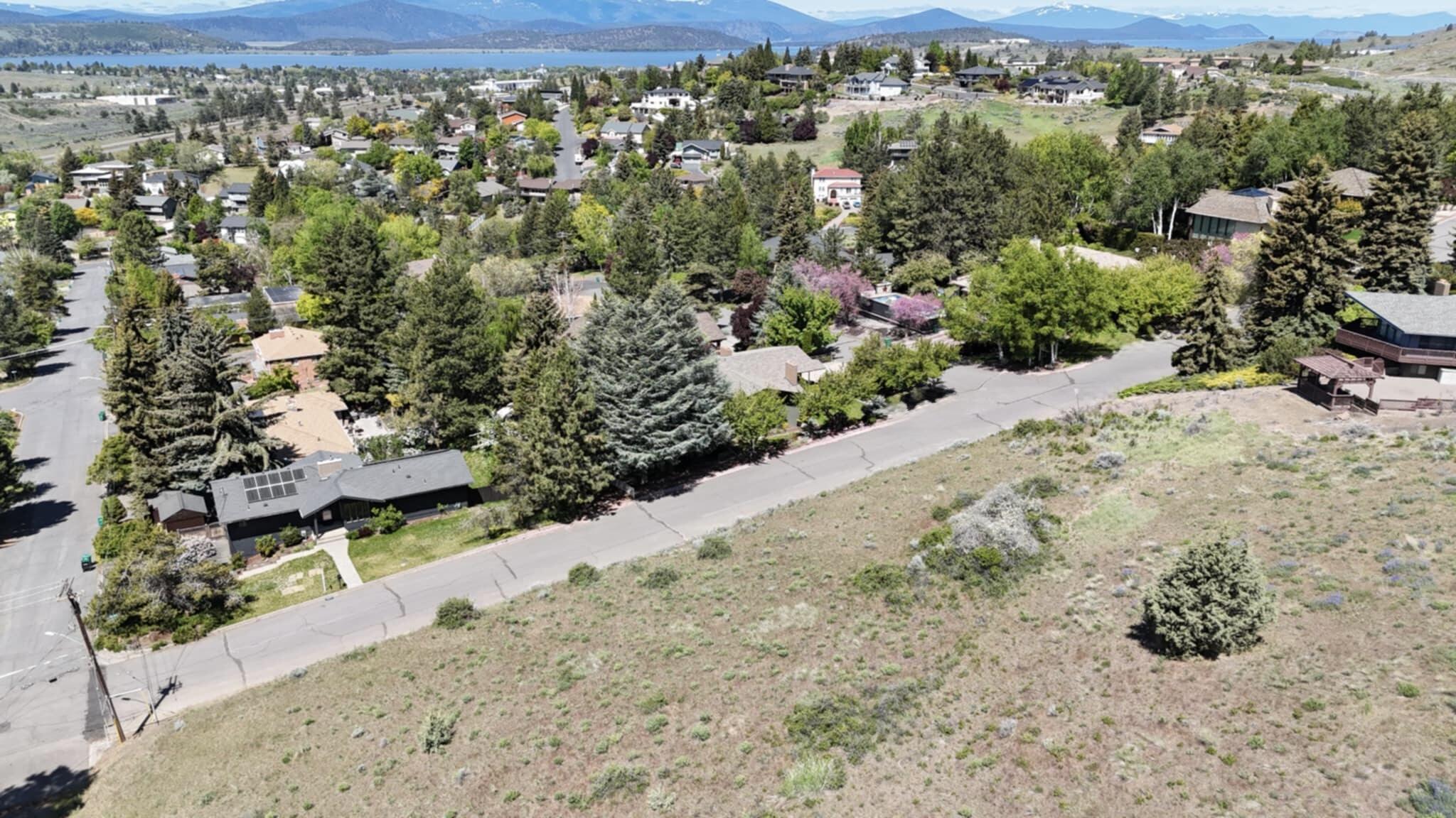 Klamath Falls -Mountain View Addition - Land