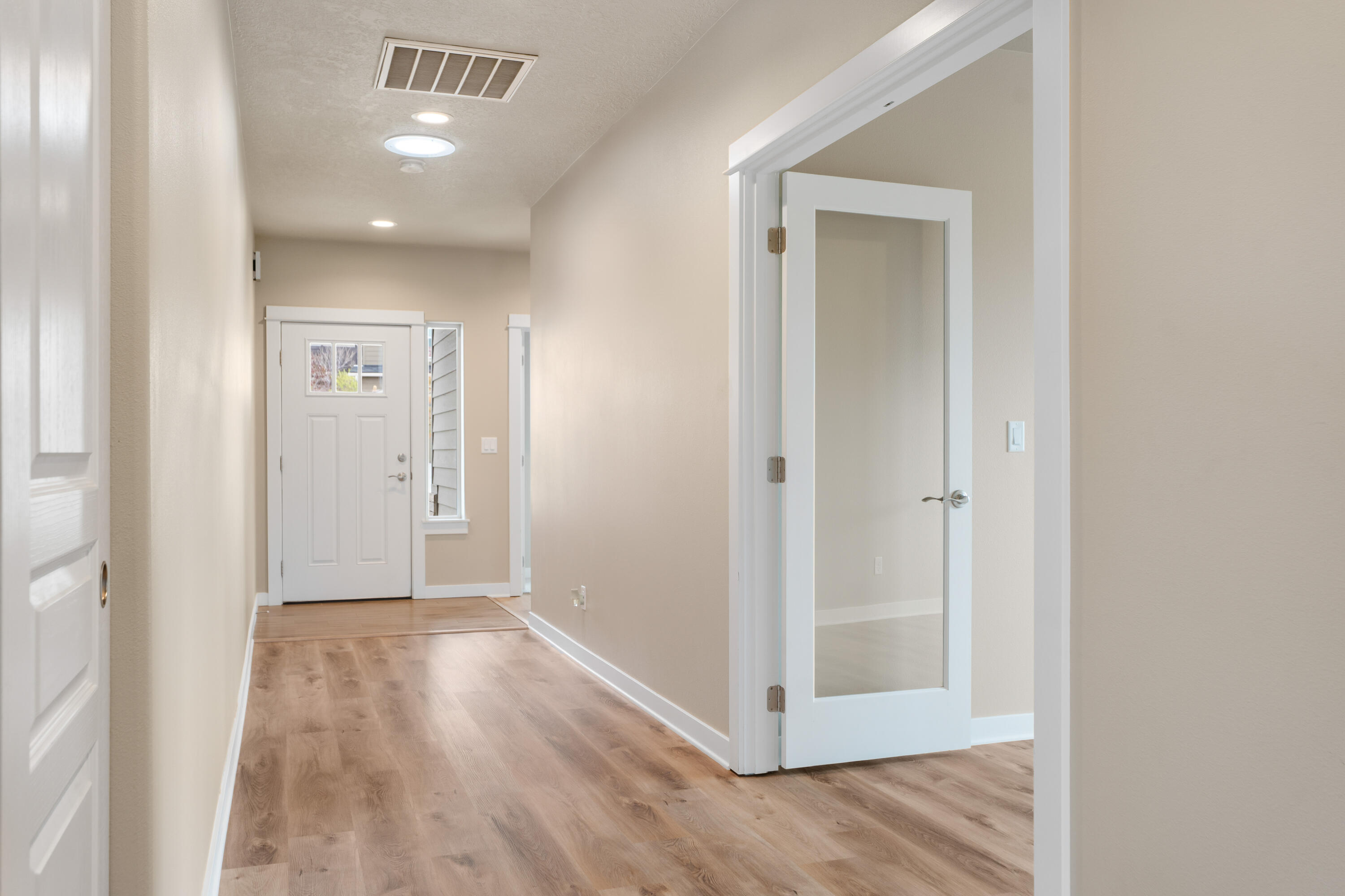 4485 SW Salmon Avenue