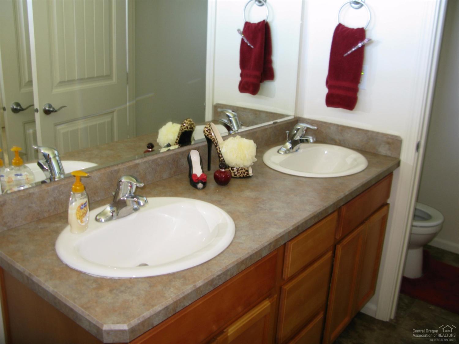 Deer Crossing - Residential