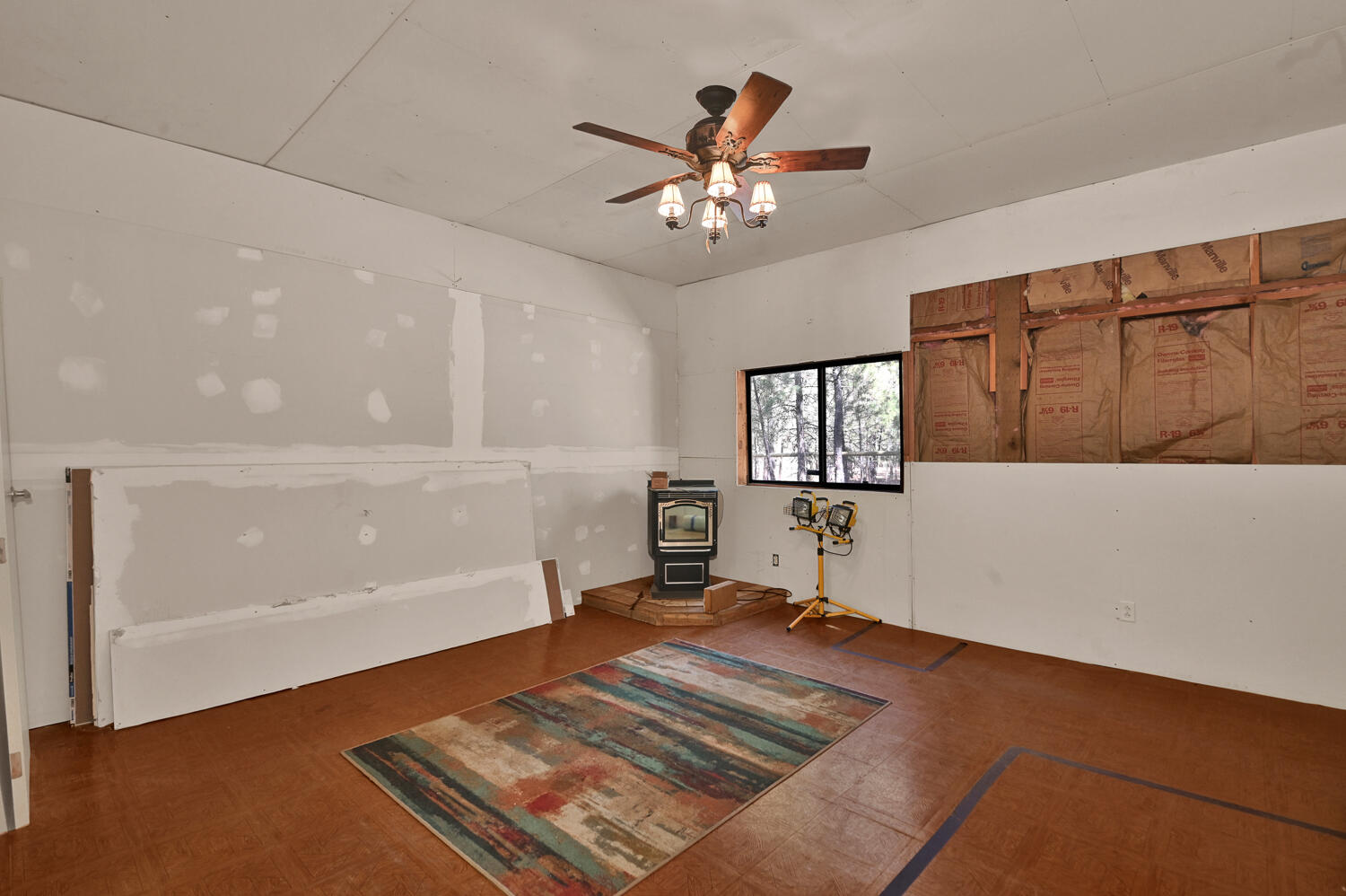 Ponderosa Pines - Land