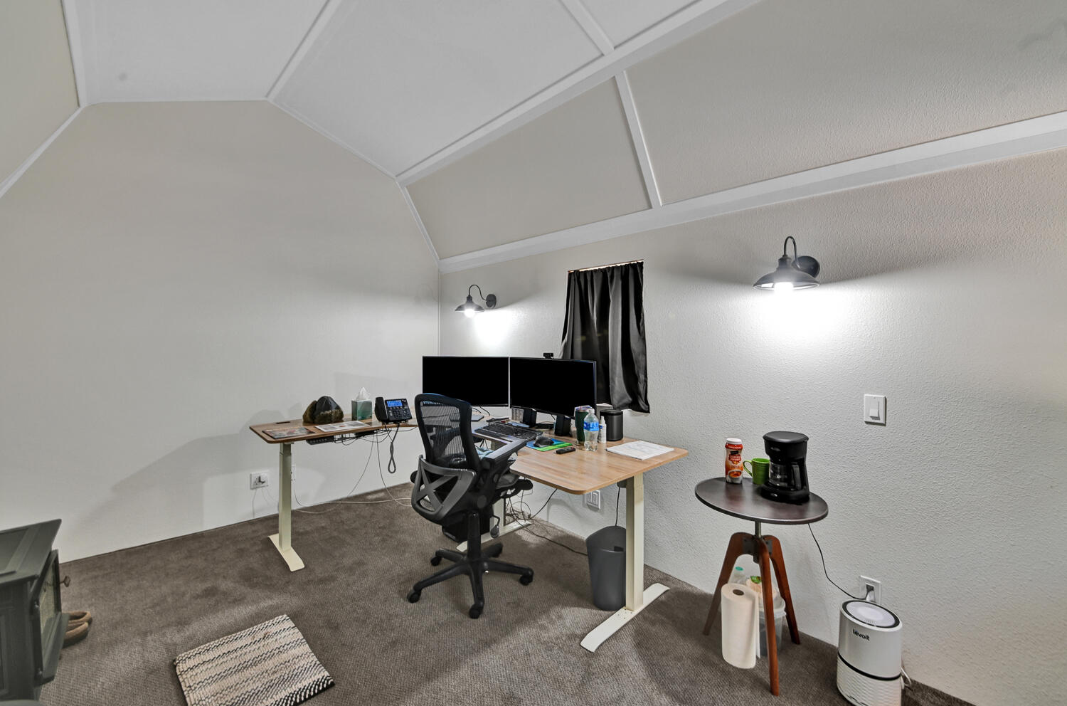 Ponderosa Pines - Land