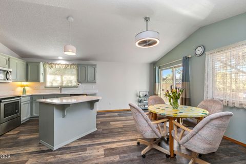 Tiny photo for 990 SE 2nd Street, Prineville, OR 97754 (MLS # 220224304)