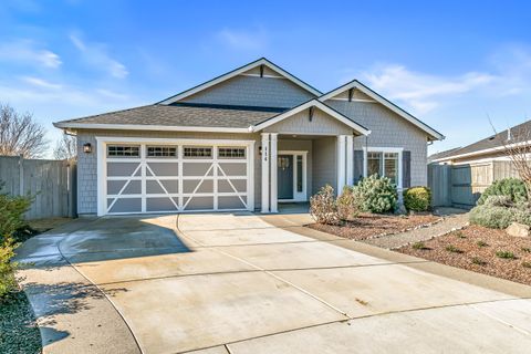 Tiny photo for 114 Connecticut Court, Medford, OR 97504 (MLS # 220217645)