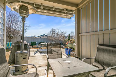 Tiny photo for 114 Connecticut Court, Medford, OR 97504 (MLS # 220217645)