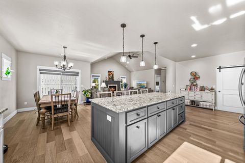 Tiny photo for 114 Connecticut Court, Medford, OR 97504 (MLS # 220217645)