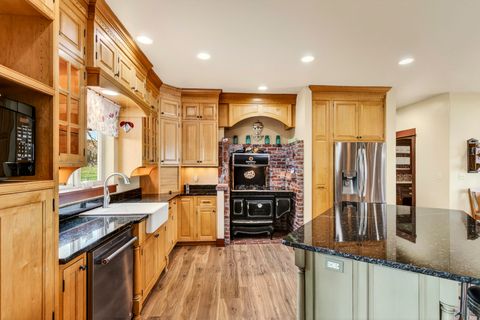 Tiny photo for 2305 NE Wilcox Avenue, Terrebonne, OR 97760 (MLS # 220219536)