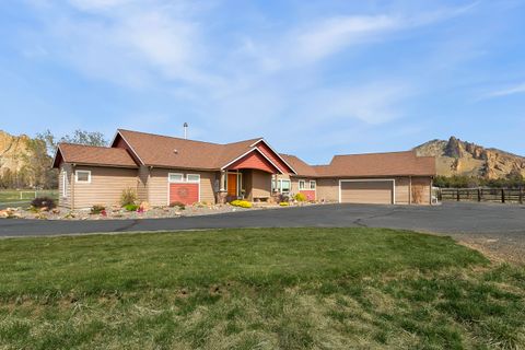 Tiny photo for 2305 NE Wilcox Avenue, Terrebonne, OR 97760 (MLS # 220219536)