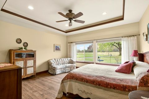 Tiny photo for 2305 NE Wilcox Avenue, Terrebonne, OR 97760 (MLS # 220219536)