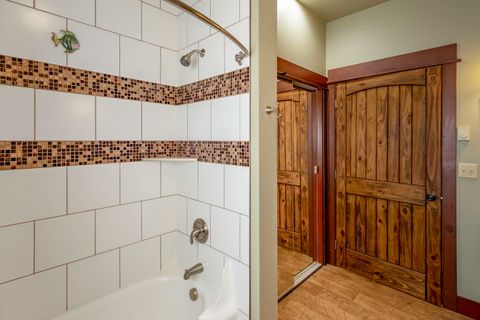 Tiny photo for 2305 NE Wilcox Avenue, Terrebonne, OR 97760 (MLS # 220219536)