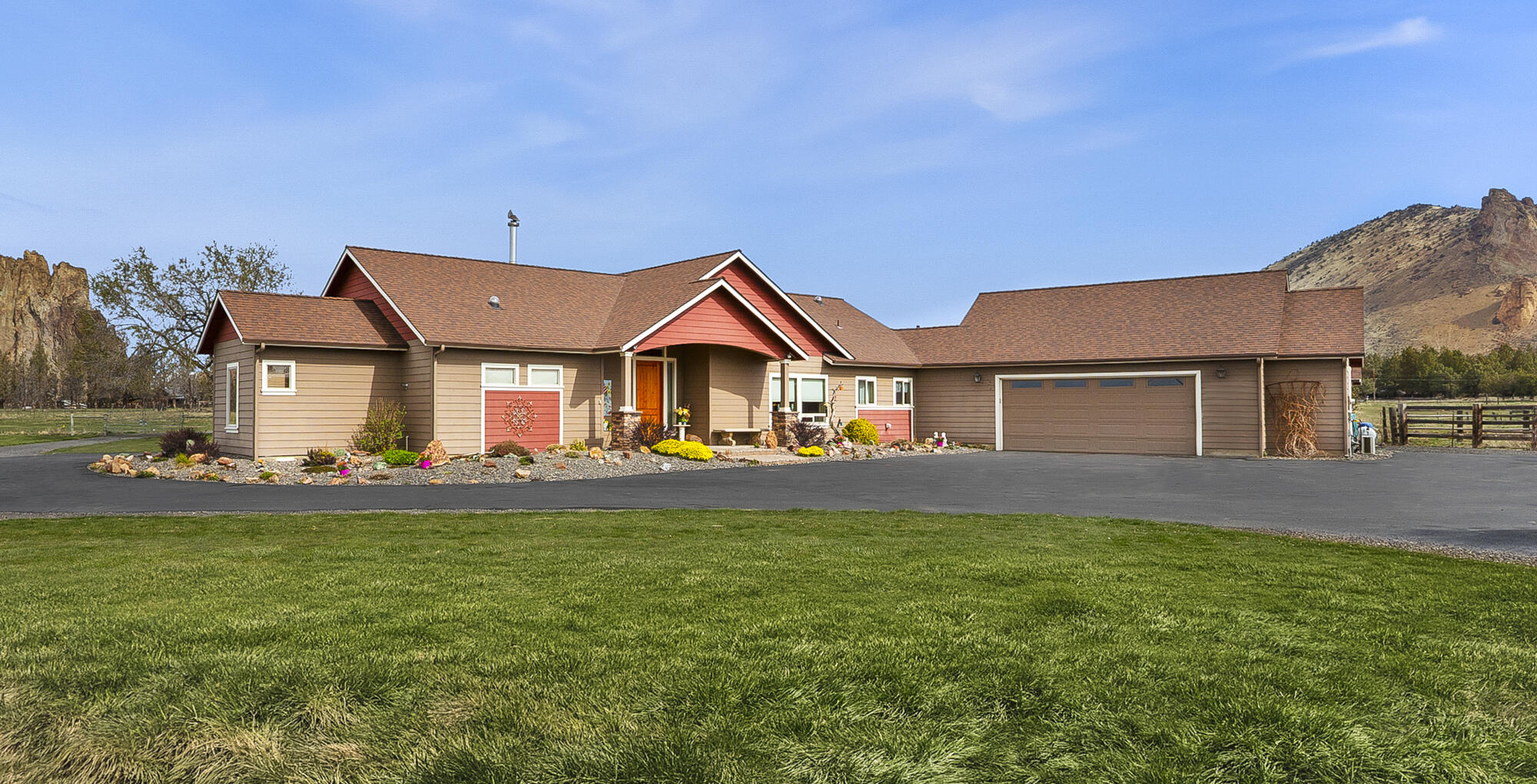 2305 NE Wilcox Avenue