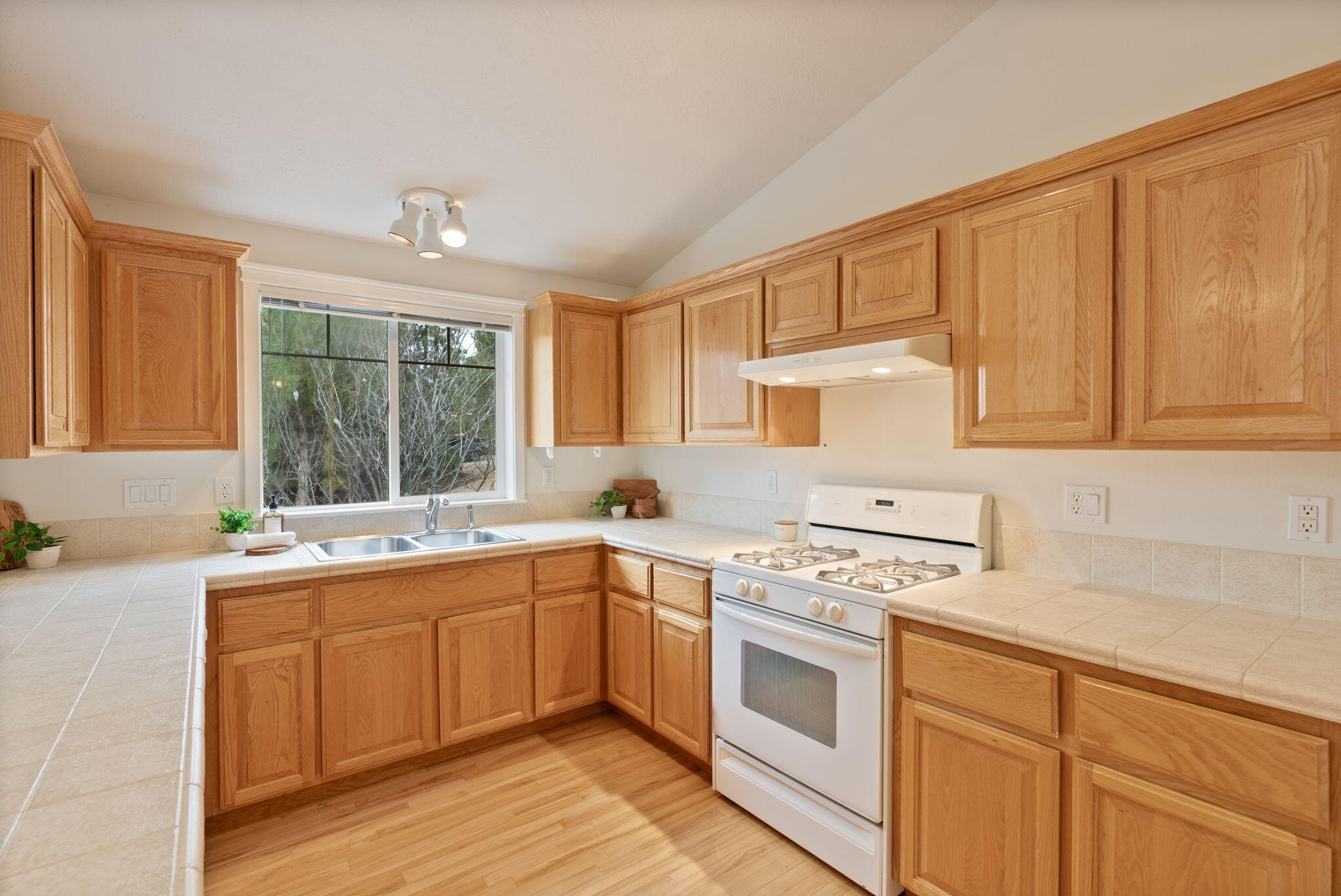 Awbrey Ridge - Residential