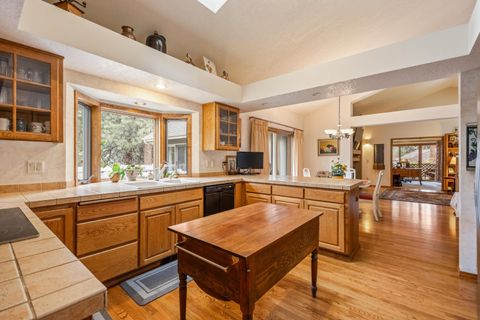 Tiny photo for 20468 Steamboat Court, Bend, OR 97702 (MLS # 220219891)